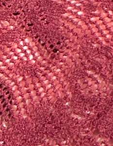 New In 1: Rosa Lace Knee-Highs Deep Red