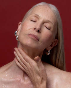 All: Neck and Décolletage Serum
