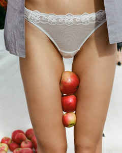 New In 1: Eva Thong