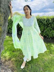 (SOLD) PURE COTTON LIGHT GREEN 3 PIECE SUIT – Unique Ethnic Wear