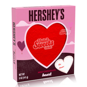 Dated Damage 2: Hershey's Milk Chocolate Heart Gift Box 141g (Best Before: 01/2025)