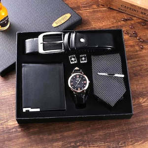 Gift Set: One of the Best 5PC Leather Grooming Kit for Men's