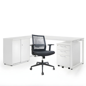 Ultimo Closed Leg Desk Bundle