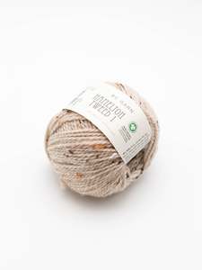Yarn: Hamelton Tweed 1 GOTS