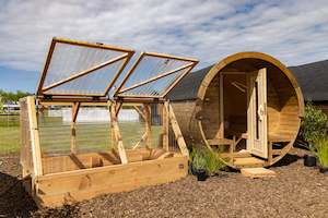Raised Garden Beds: Wooden Raised Garden with Canopy - Medium