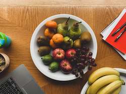 Fruit Hampers: Fruit Hamper - The Piccolo (25 pieces)