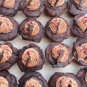 Cakes: Small Cakes