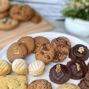 Sweets: Mixed Cookie Selection