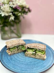 Sandwiches 1: Chickpea salad sandwich (VEGAN)