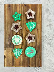 All: Iced gingerbread cookies