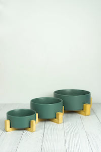 Plant Pot: Ari Ceramic Pot with Bamboo Stand - Green