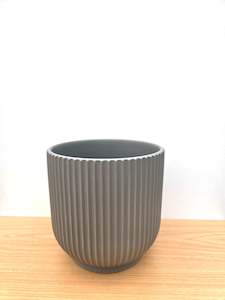 Maya Ribbed Ceramic Pot 14CM - Mushroom Grey