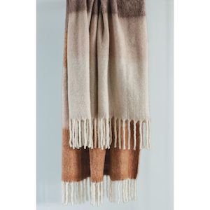 Bianca Lorenne  Arundel Wool  Throw - Rose
