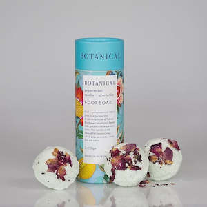 Bath: Botanical Foot Soak Trio - Vanilla, Peppermint & Lemon Balm