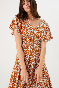 Garcia: Dress | Roasted Pecan | Garcia