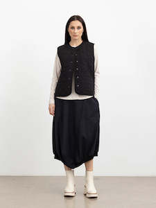 Vests: In The Moment Vest | Black | XLab