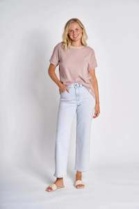 Zhrill: Rahel Tee | Zhrill