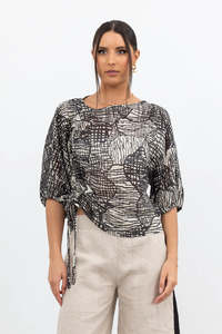 Pixelated Pattern Top | XLab