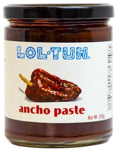 Lol Tun Ancho Paste 250g