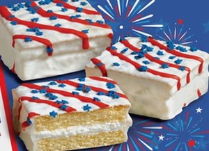 Little Debbie Red White & Blue Cake 2pk