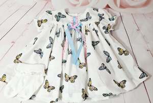 Size 3 6 Months: Vita