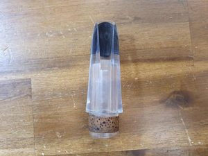 Clarinet Mouthpieces and Barrels: 2nd Hand Runyon – Clear Plastic