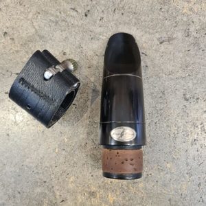 Lomax classic Bb clarinet 6124 C9 with Ligature