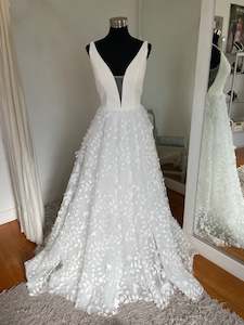 Wedding Dress: Michelle