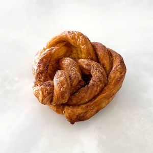 Cinnamon Custard Roll