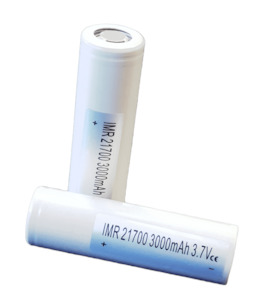 Batteries: Samsung 30T 21700 Battery