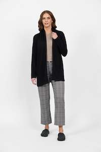 Merino All: 4469 Black - 100% Merino Relaxed Cardi