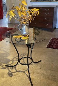Products: wrought Iron Table - Vaughan Antiques