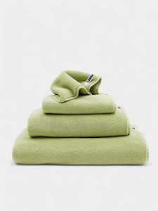All: Essentials Bath Towel Set - Wasabi