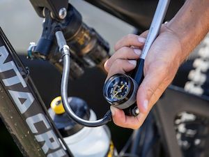 Accessories: Topeak Pocketshock DXG