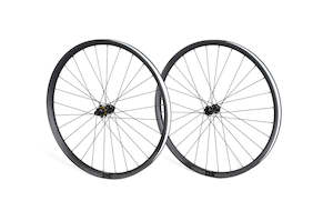 Wheels: DK Composite MTB Enduro Wheelset