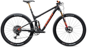 Pivot Bikes: Mach 4 SL 2024 - Large Only