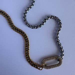 Solo Chains: Spliced two-tone Necklace
