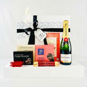 Gifts For Her: The Big Moment | Premium Champagne Gift Box
