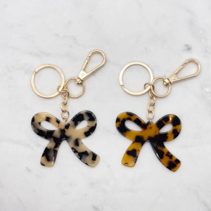 bags & accessories: Bow Beauty Key Chain