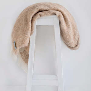 Masterweave: Alpaca Throw  |  Sand