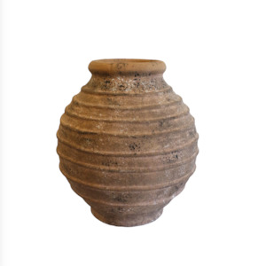 Decor: Tuscan Terracotta Urn