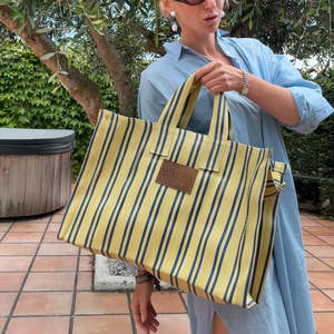 Beach Boat Essentials: Midi Tote | Sailor