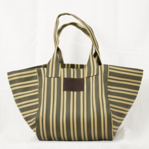 Beach Boat Essentials: Shoulder Tote | Olive