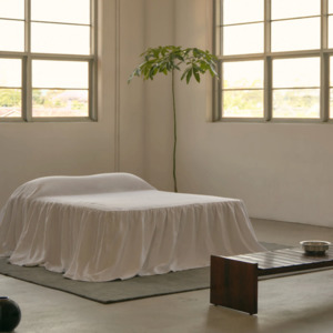 Bed Linen: Chateau Bed Veil | Ivory