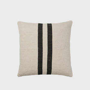 Sigrun Cushion-Feather inner | Light Beige/Black 50x50