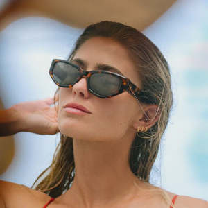 Eyewear: Sito Shades | Diamond Honey Tort