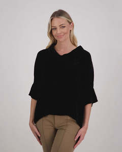 Briarwood: Briarwood Hanley Velvet Top | Black