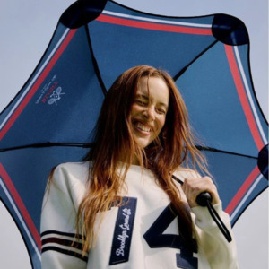 Blunt Umbrellas: BLUNT Metro | Courtside Navy