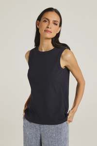 Tees Tanks 1: Yarra Trail Bay Tank | Navy