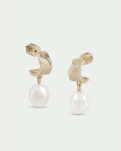 Tutti Jewellery: Tutti-Freshwater Pearl Earrings | Gold